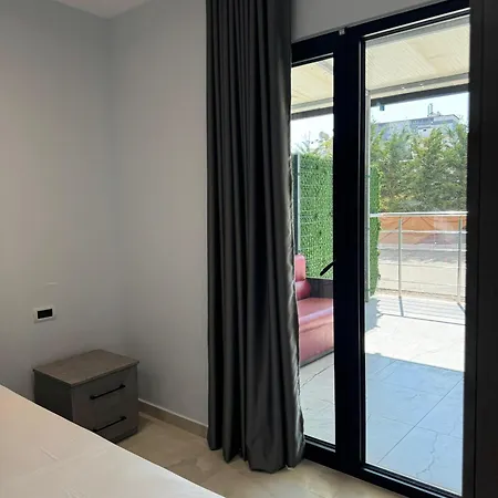 Sunrise Seaview Apartment